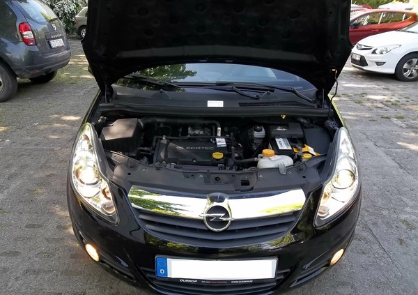 Opel Corsa cena 12500 przebieg: 112000, rok produkcji 2010 z Gdańsk małe 407